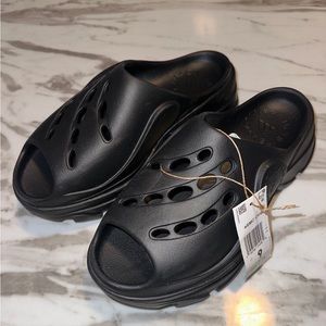 ADIDAS BY STELLA MCCARTNEY